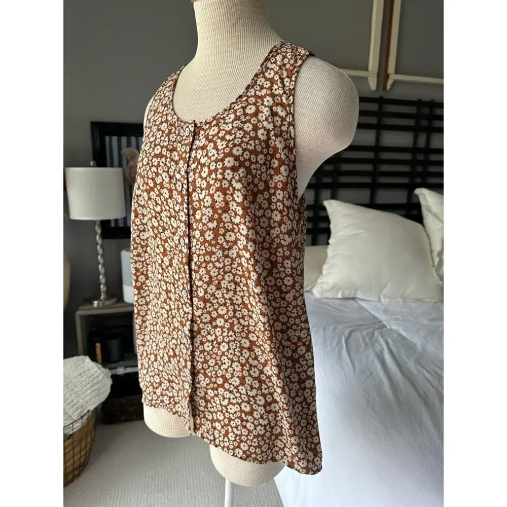 CAbi floral button-front top, size large - Picture 2 of 11